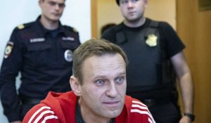 Mort d'Alexeï Navalny : son épouse pointe la responsabilité de Poutine
