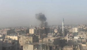 Gaza: de la fumée s'élève dans le ciel de Rafah