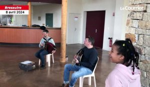 Les petits musiciens des quatre orchestres à l’école du Bocage réunis près de Bressuire 