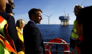 France : Emmanuel Macron veut aller "deux fois plus vite" sur l'éolien et le solaire
