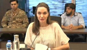 Inondations au Pakistan: Angelina Jolie demande une aide accrue pour les victimes