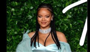 Internet détourne l’annonce de Rihanna au Super Bowl (et c’est très drôle)