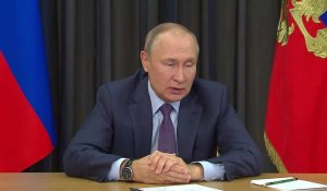 Poutine assure que la Russie veut "sauver les populations" des territoires ukrainiens occupés