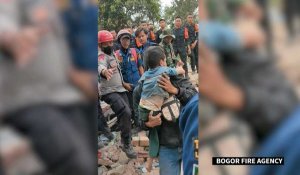 Indonésie: un enfant de six ans sorti vivant des décombres deux jours après le séisme