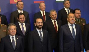Les ministres des Affaires étrangères et de la Défense des pays de l'OTSC arrivent avant un sommet en Arménie