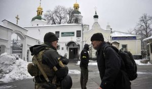 Perquisition d'un monastère orthodoxe à Kiev soupçonné de liens avec la Russie