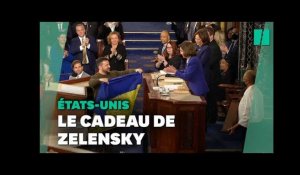 Guerre en Ukraine: Volodymyr Zelensky offre un drapeau ukrainien au Congrès américain