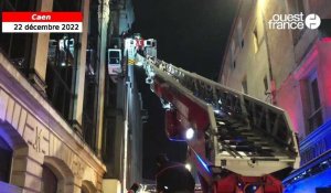 VIDÉO. À Caen, deux ouvriers bloqués à 10 m de haut secourus par les pompiers