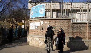 Afghanistan : les universités interdites aux filles pour non respect du code vestimentaire