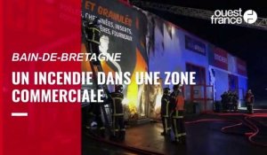 VIDÉO. Un incendie dans une zone commerciale à Bain-de-Bretagne