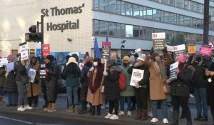 Royaume-Uni: des infirmières entament une grève sans précédent