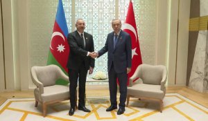 Le président turc Erdogan rencontre le président azerbaïdjanais Aliyev