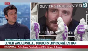 "Olivier Vandecasteele va mal et comprend que le blocage est belge"