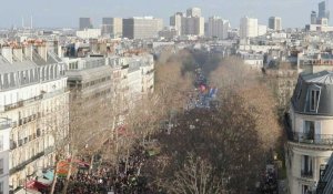 Retraites: à Paris, des milliers de manifestants sur le boulevard de Port-Royal