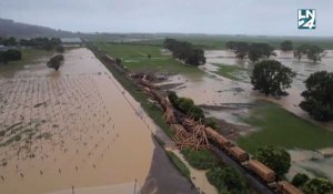 Un train de marchandises déraille en tentant de traverser une zone inondée