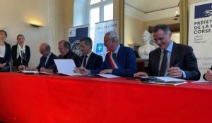 En visite à Corte, Darmanin signe un plan d'investissement en Corse