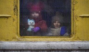 Des centaines d'enfants ukrainiens emmenés en Russie