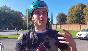 Le YouTubeur Philippe Cantenot en visite au skatepark d'Abbeville