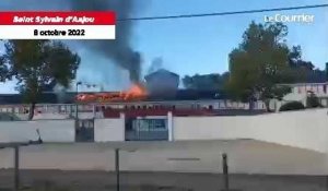 VIDEO. Près d'Angers : le lycée La Baronnerie en proie aux flammes 