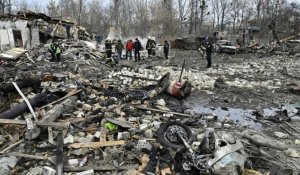 Vague de bombardements russes à travers l'Ukraine : au moins trois morts