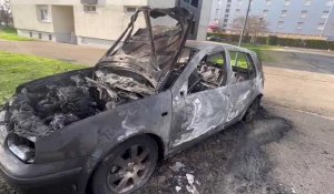Des voitures brûlées à Romilly-sur-Seine dans la nuit