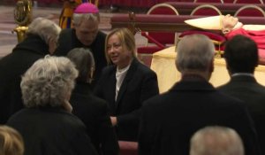 La Première ministre italienne Giorgia Meloni rend hommage à l'ex-pape Benoît XVI