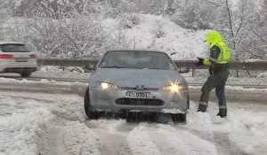 Froid, chutes de neige, vent et précipitations : l'hiver s'installe enfin en Europe