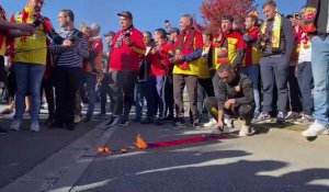 Derby Lille-Lens: Le départ du bus des Sang et or dans une ambiance de feu
