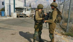 Les troupes israéliennes montent la garde après l'assassinat d'un Palestinien