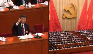 Xi Jinping et les délégués lors de la cérémonie de clôture du 20e congrès du PCC