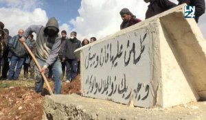 Les Syriens enterrent les victimes du séisme meurtrier