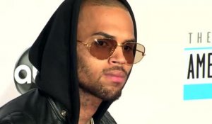 Chris Brown ne suit plus Rihanna sur Twitter