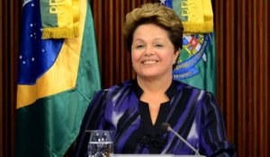 Dilma Rousseff propose un référendum pour sortir de la crise