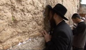 Un garde israélien tue un visiteur juif au mur des Lamentations