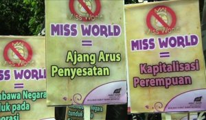 Indonésie: manifestation anti-Miss Monde à Jakarta. Durée: 00:52.