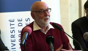 Nobel: "Heureux", Englert rend hommage à son collaborateur disparu