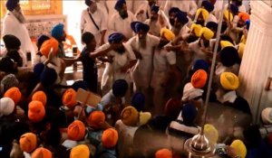 Inde: heurts dans le Temple d'Or sikh 30 ans après l'assaut