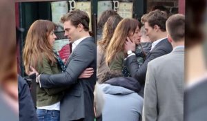 Dakota Johnson et Jamie Dornan embrassent leurs personnages dans 50 Nuances de Grey