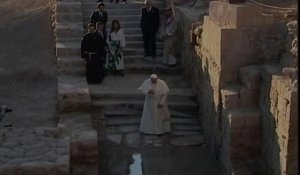 Jordanie: le pape se recueille sur le lieu du baptême de Jésus
