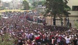 Liban: des syriens sillonnent les rues pour aller voter