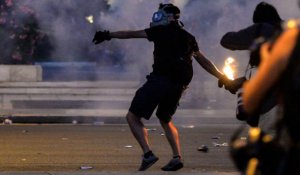 Avant le vote du Parlement, les manifestations anti-austérité dégénèrent à Athènes