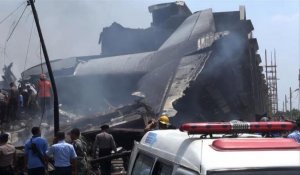 Indonésie: au moins 38 morts dans le crash d'un avion militaire