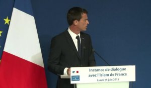 Valls: "L'islam est en France pour y rester"