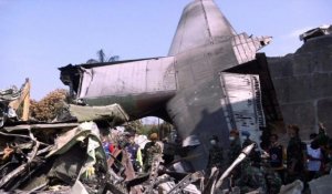 Indonésie: le bilan du crash d'avion monte à 142 morts