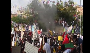 Turquie: 2 morts lors d'un meeting du parti kurde