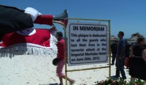 Attentat en Tunisie: une minute de silence sur la plage