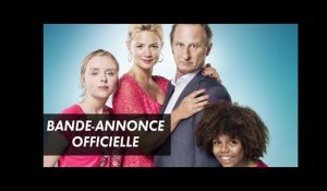 UNE FAMILLE A LOUER - Bande annonce Officielle - Benoît Poelvoorde - Virginie Efira (2015)