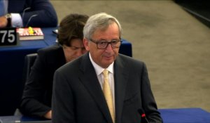 Juncker contre la sortie de la Grèce de la zone euro