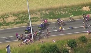 Le zapping du 07/07 : Terrible chute sur le Tour de France 2015