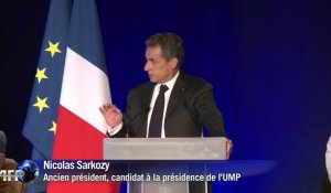 Juppé hué, Sarkozy acclamé à un meeting à Bordeaux